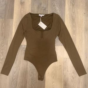 Good American Brown Long Sleeve Bodysuit